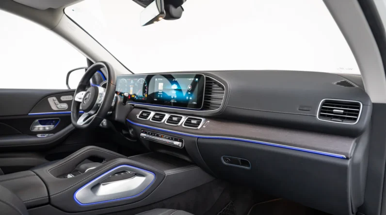 MERCEDES-BENZ GLS 580