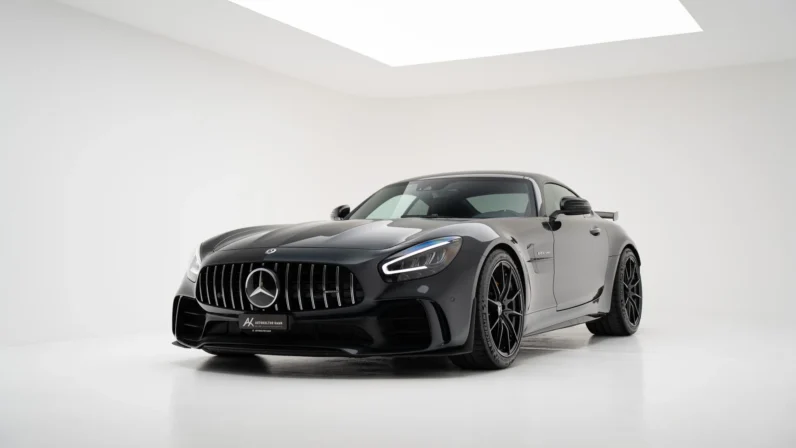 MERCEDES-BENZ AMG GT R