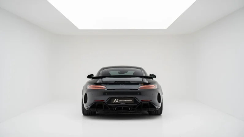 MERCEDES-BENZ AMG GT R