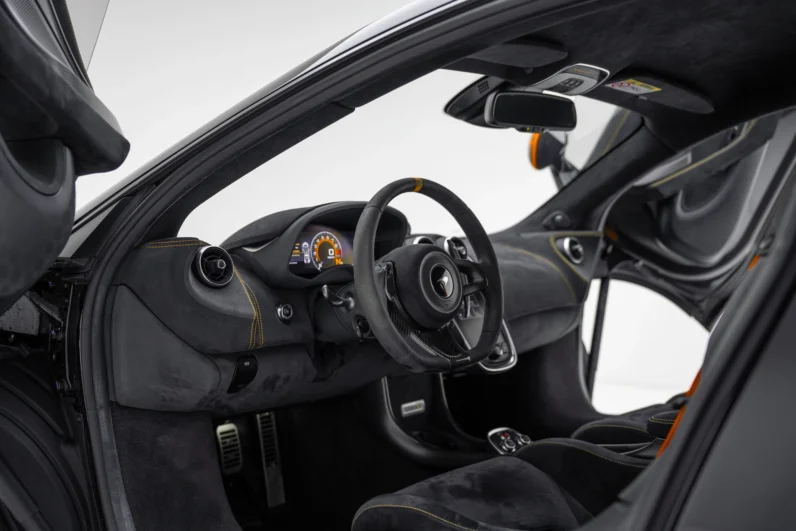 McLAREN 600LT Coupé