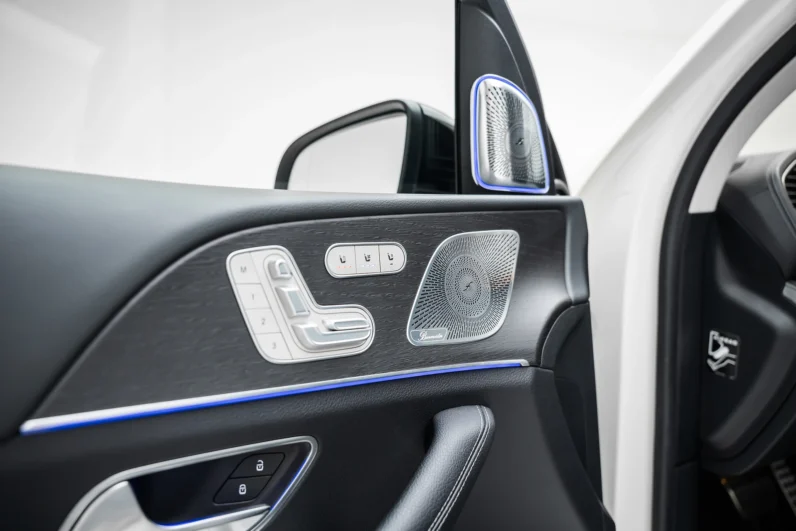 MERCEDES-BENZ GLS 580